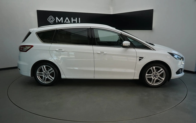 Ford S-Max cena 68999 przebieg: 187930, rok produkcji 2015 z Pajęczno małe 352